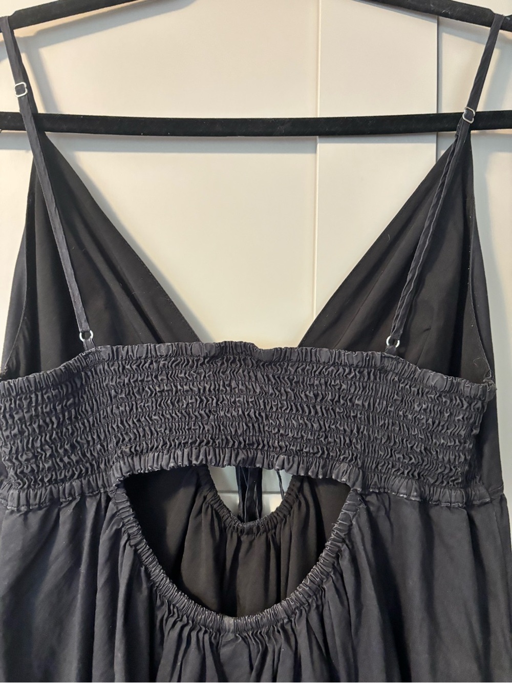 Find Me Now Sonatina black midi dress- Small - Picture 5 of 6